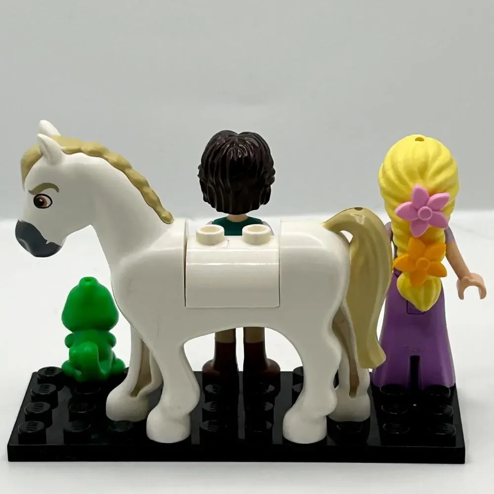 LEGO Disney 41054 Tangled Minifigure Lot Flynn Rider, Maximus, Pascal & Rapunzel
